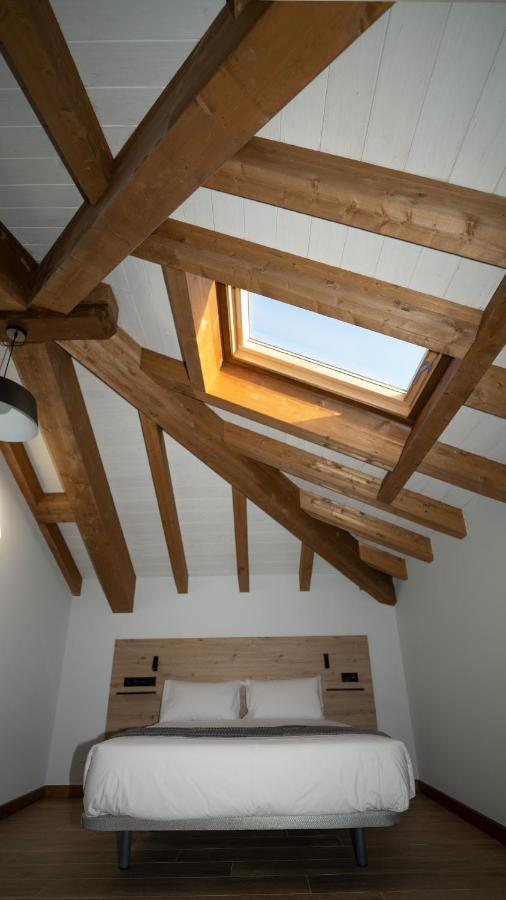 Apartamentos Puerta De Occidente Cornellana Kültér fotó