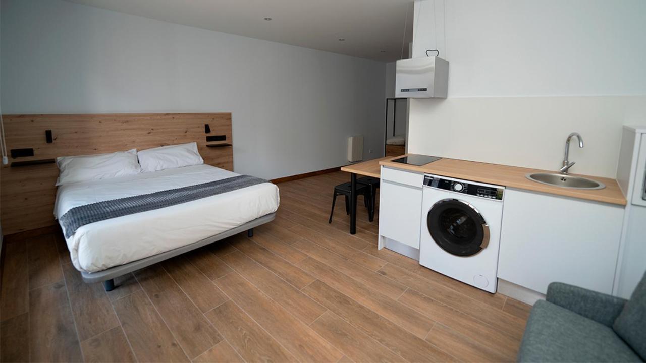 Apartamentos Puerta De Occidente Cornellana Kültér fotó